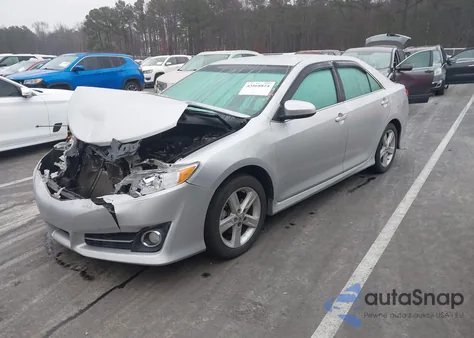 2014 Toyota Camry Se z USA, uszkodzony, nr VIN 4T1BF1FKXEU825514